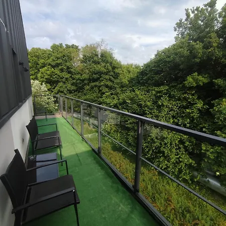 2 Near The Main Апартаменты *